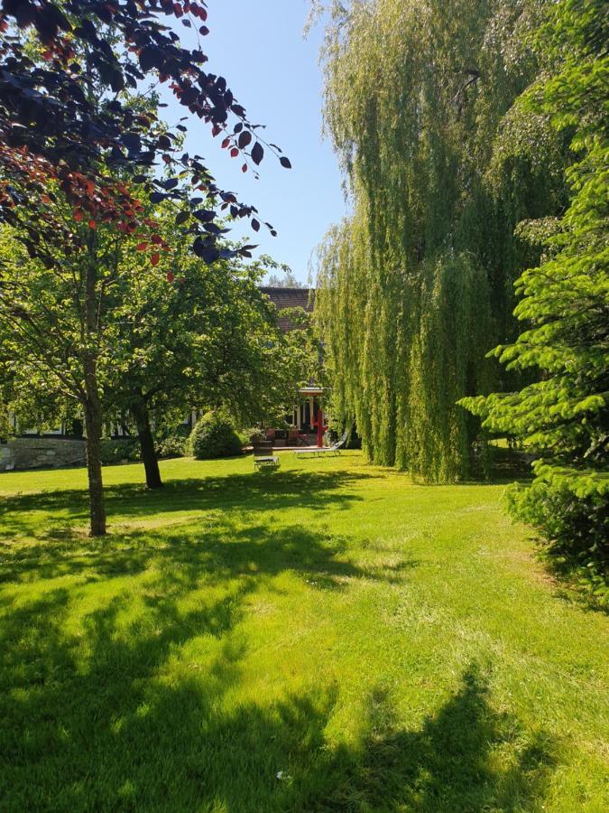 Le Vieux Pressoir Bed & Breakfast Pont-Évêque Екстериор снимка