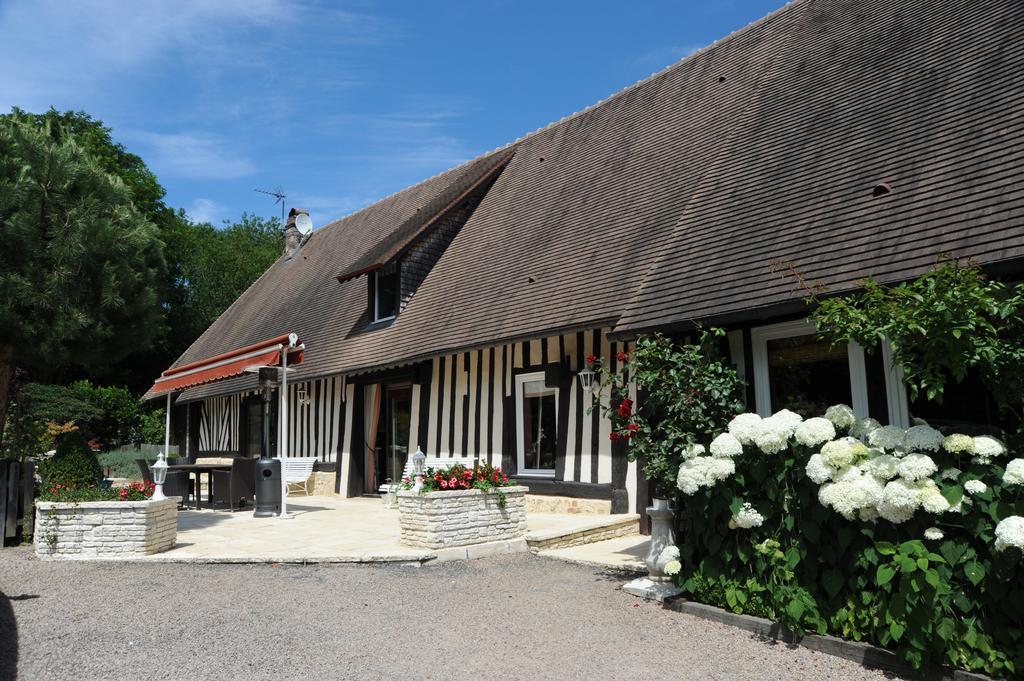 Le Vieux Pressoir Bed & Breakfast Pont-Évêque Екстериор снимка